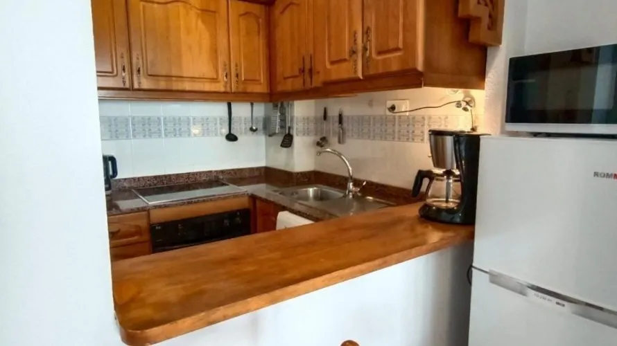 37m² apartment for sale, Torrevieja, Spain No. 475 № 4