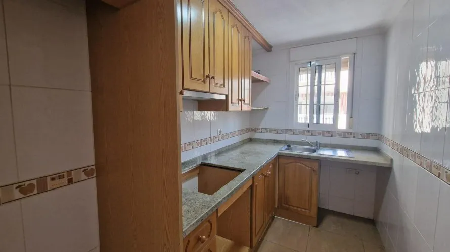 2 bedrooms apartment for sale, Torrevieja, Spain No. 400 № 4