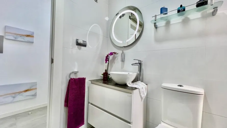 1 bedroom penthouse for sale, Torrevieja, Spain No. 499 № 17
