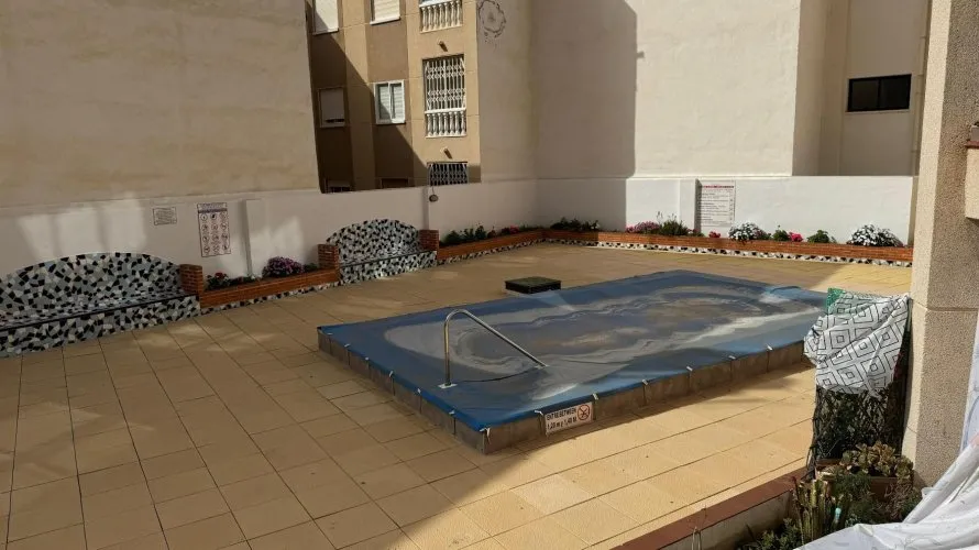 41m² apartment for sale, Torrevieja, Spain No. 472 № 2