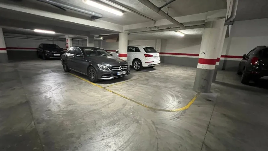 24m² garage for sale, Torrevieja, Spain No. 388 № 2