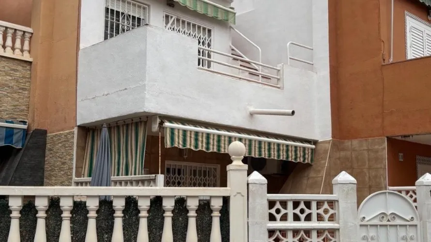 2 bedrooms penthouse for sale, Torrevieja, Spain No. 457 № 16
