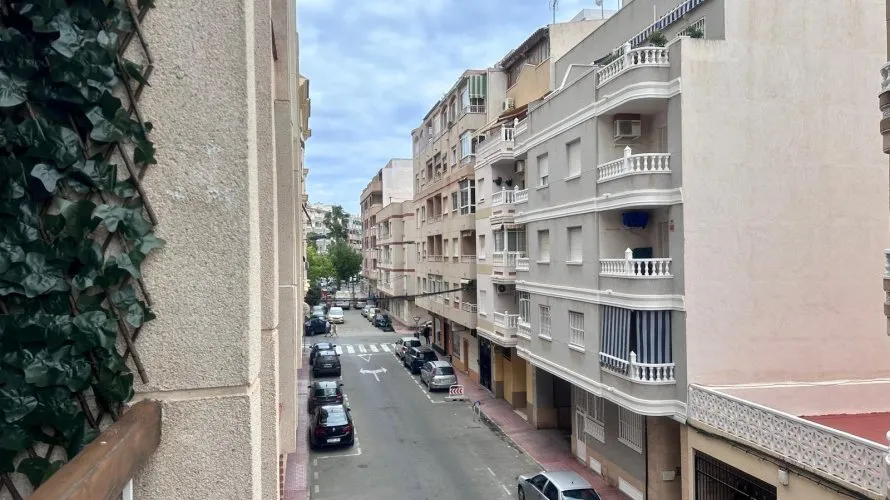 51m² apartment for sale, Torrevieja, Spain No. 486 № 14