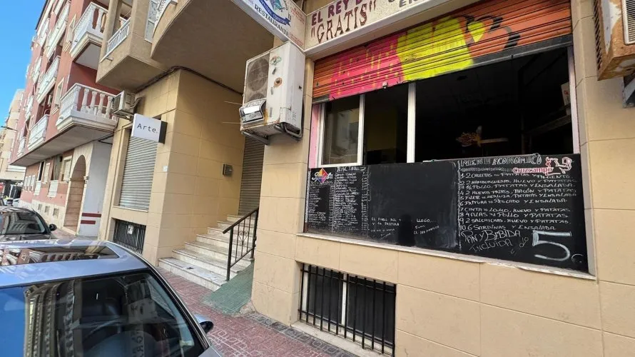 150m² commercial property for sale, Torrevieja, Spain No. 378 № 20