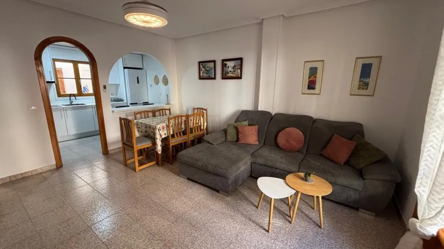 1 bedroom apartment for sale, Torrevieja, Spain No. 331 № 1
