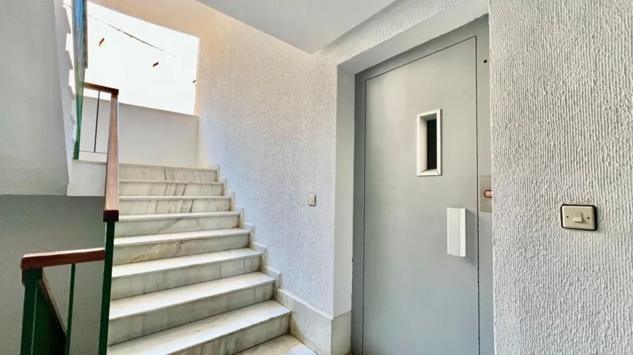 33m² apartment for sale, Torrevieja, Spain No. 579 № 5
