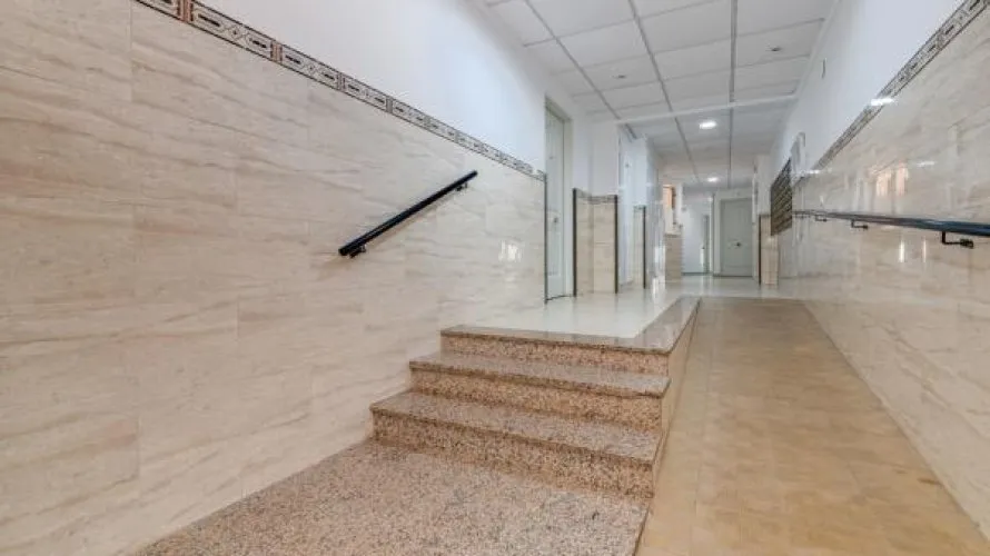 2 bedrooms apartment for sale, Torrevieja, Spain No. 581 № 5