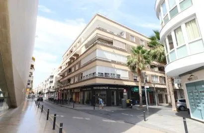 3 bedrooms penthouse for sale, Torrevieja, Spain No. 611