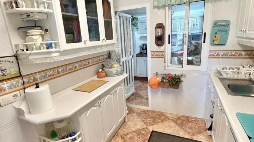 2 bedrooms villa for sale, Torrevieja, Spain No. 605 № 4
