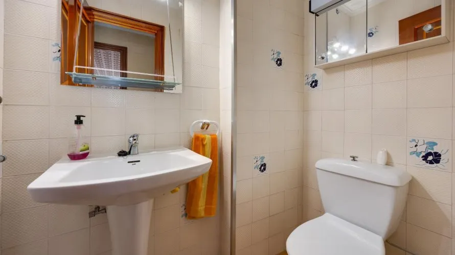 100m² apartment for sale, Torrevieja, Spain No. 578 № 21