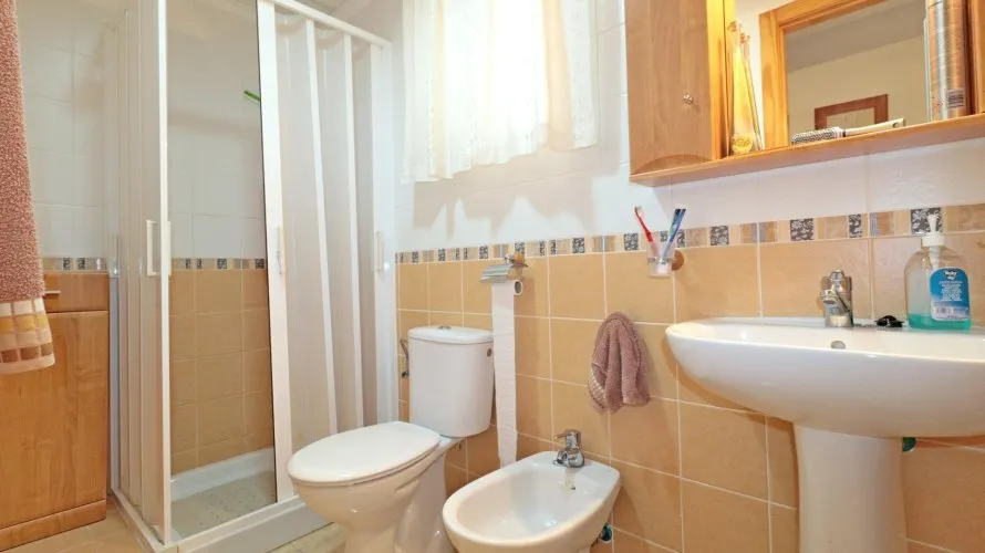 2 bedrooms apartment for sale, Torrevieja, Spain No. 620 № 10
