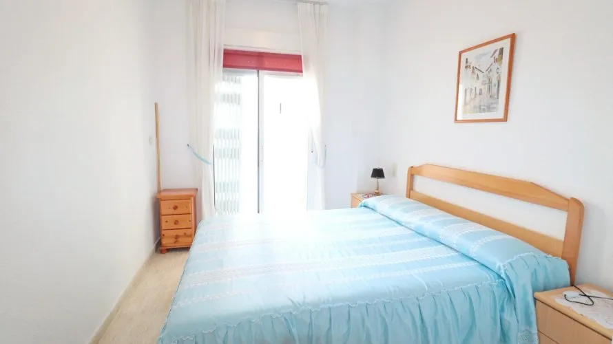 2 bedrooms apartment for sale, Torrevieja, Spain No. 618 № 3