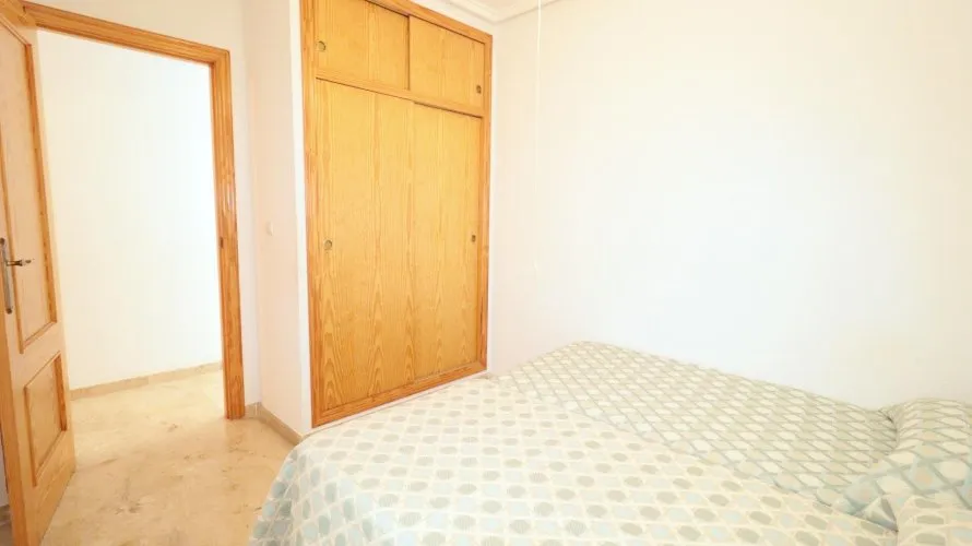 2 bedrooms apartment for sale, Torrevieja, Spain No. 619 № 16