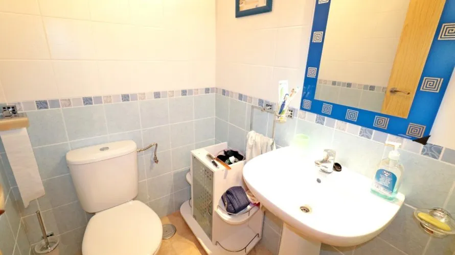 2 bedrooms apartment for sale, Torrevieja, Spain No. 620 № 9