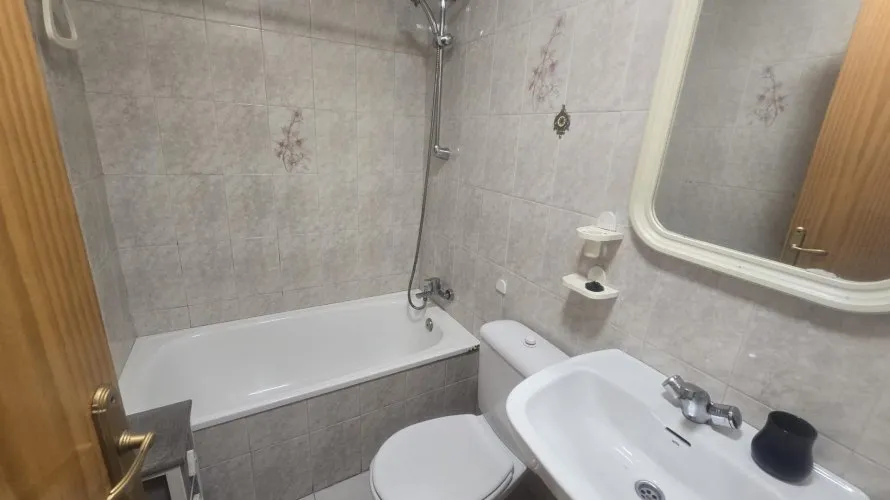 33m² apartment for sale, Torrevieja, Spain No. 579 № 13