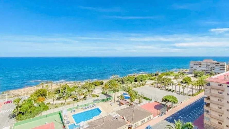 80m² apartment for sale, Torrevieja, Spain No. 597 № 12