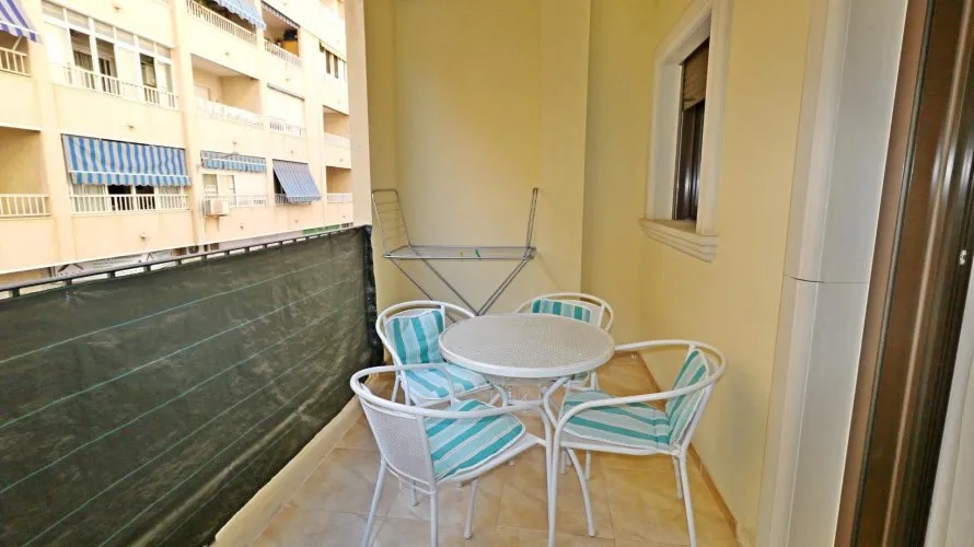 2 bedrooms apartment for sale, Torrevieja, Spain No. 620 № 12