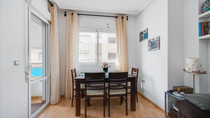 80m² apartment for sale, Torrevieja, Spain No. 648 № 23