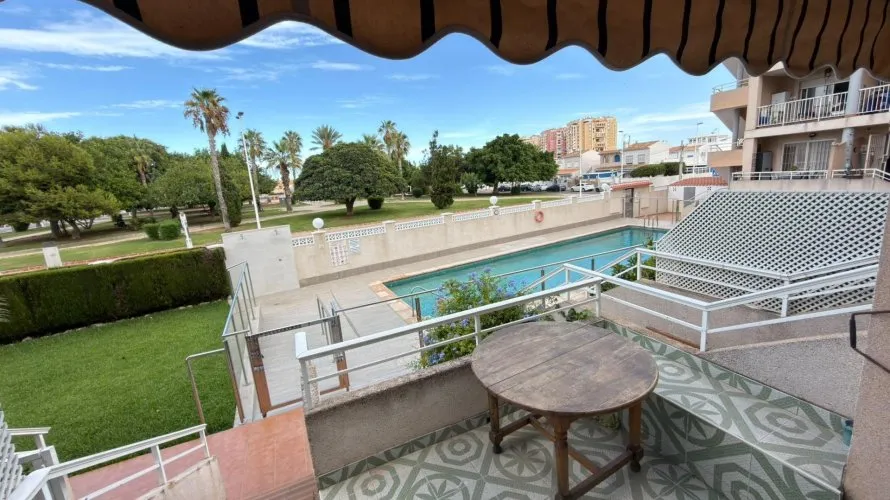 1 bedroom bungalow for sale, Torrevieja, Spain No. 705 № 24