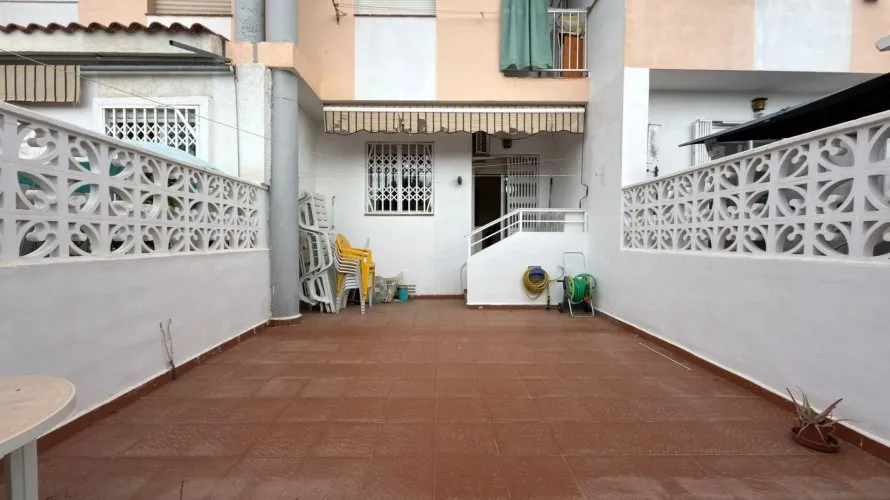 1 bedroom bungalow for sale, Torrevieja, Spain No. 705 № 14
