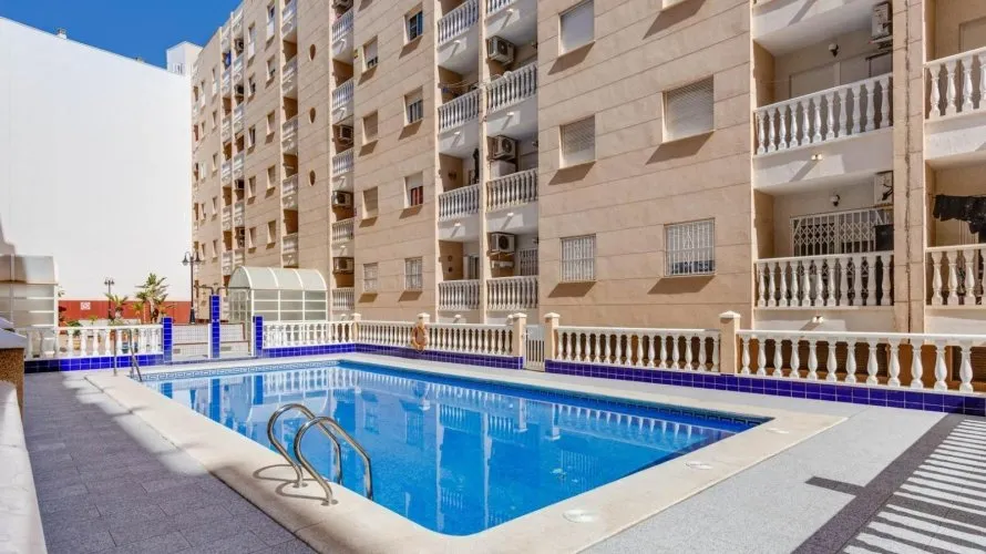 1 bedroom apartment for sale, Torrevieja, Spain No. 632 № 7