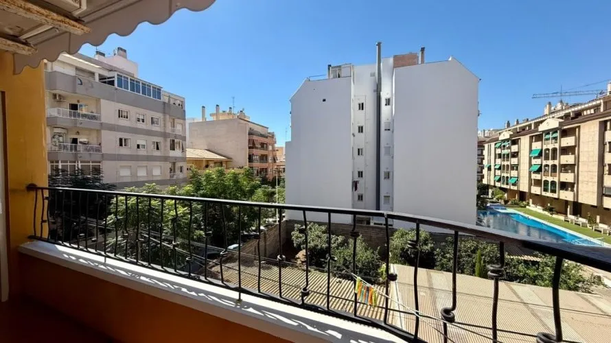 1 bedroom apartment for sale, Torrevieja, Spain No. 728 № 14