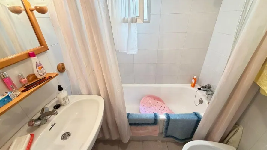 1 bedroom apartment for sale, Torrevieja, Spain No. 717 № 20