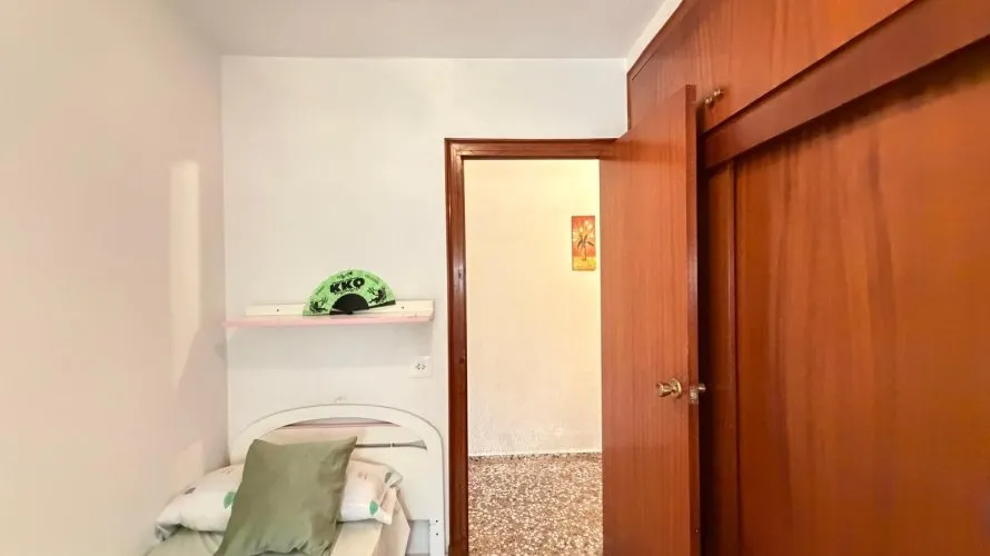 3 bedrooms apartment for sale, Torrevieja, Spain No. 696 № 9