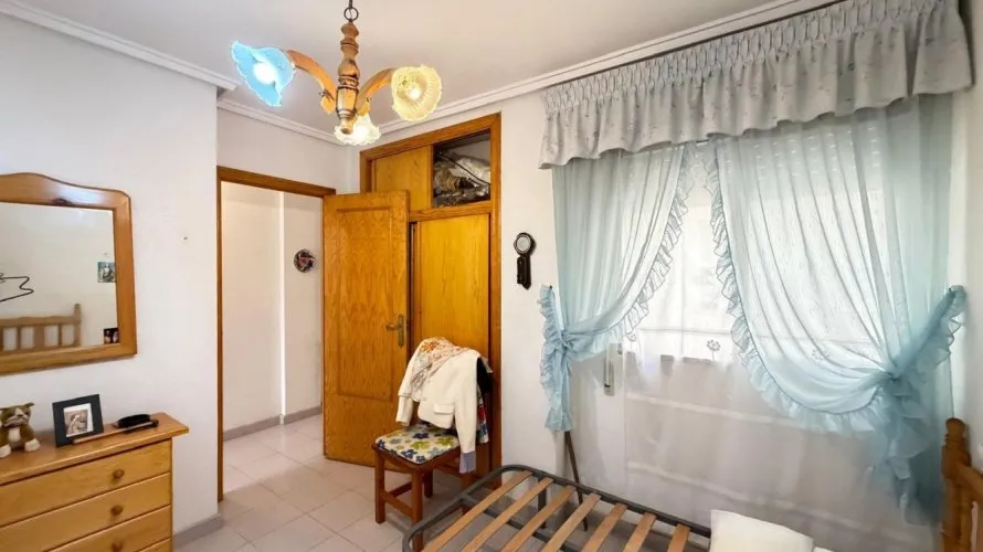 1 bedroom apartment for sale, Torrevieja, Spain No. 717 № 24