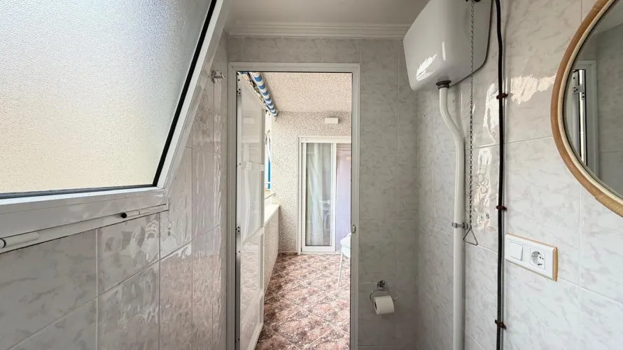 2 bedrooms apartment for sale, Torrevieja, Spain No. 699