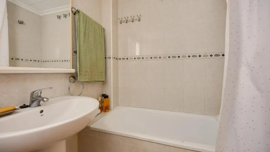 1 bedroom apartment for sale, Torrevieja, Spain No. 632 № 9