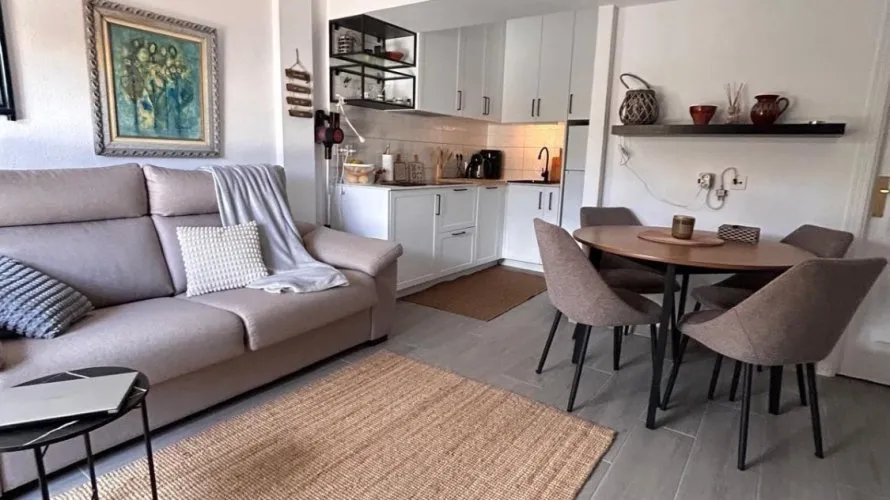 2 bedrooms bungalow for sale, Torrevieja, Spain No. 643 № 17