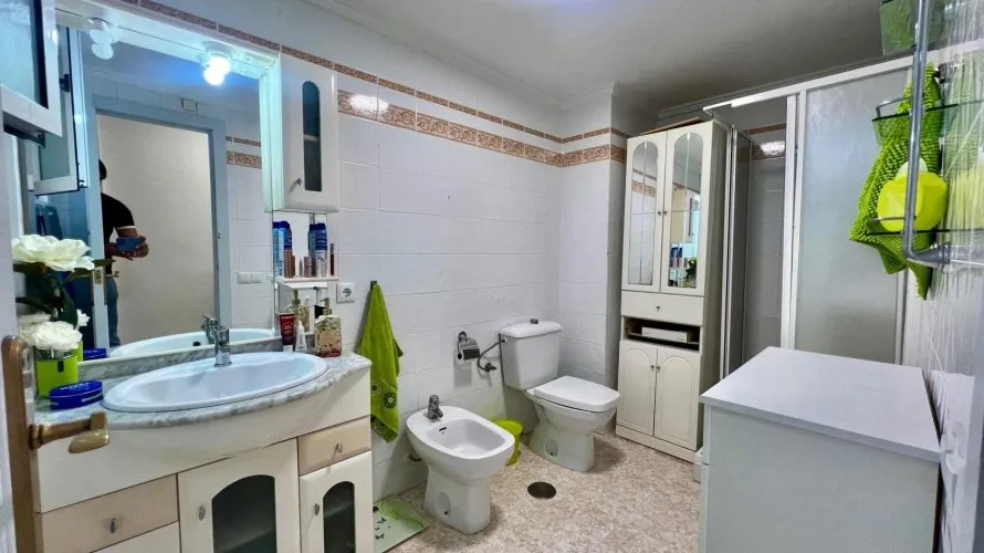 1 bedroom apartment for sale, Torrevieja, Spain No. 701 № 2