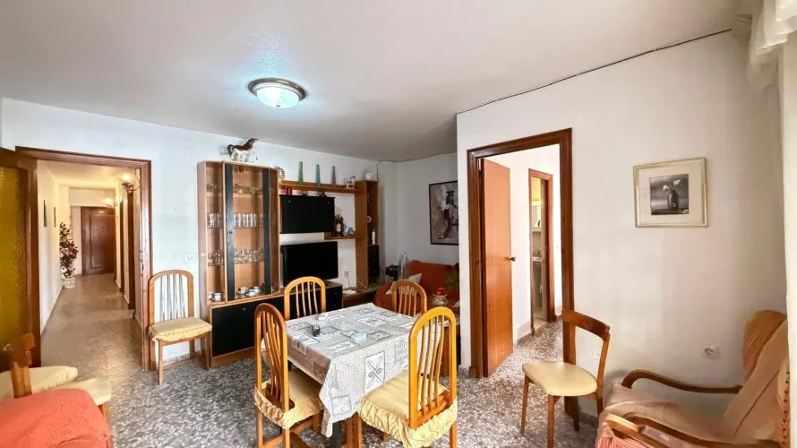3 bedrooms apartment for sale, Torrevieja, Spain No. 696 № 2