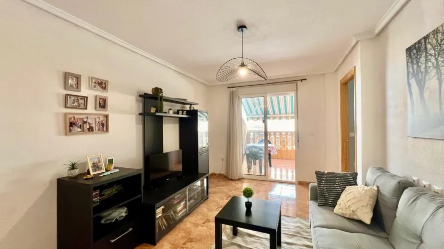 1 bedroom apartment for sale, Torrevieja, Spain No. 700 № 26