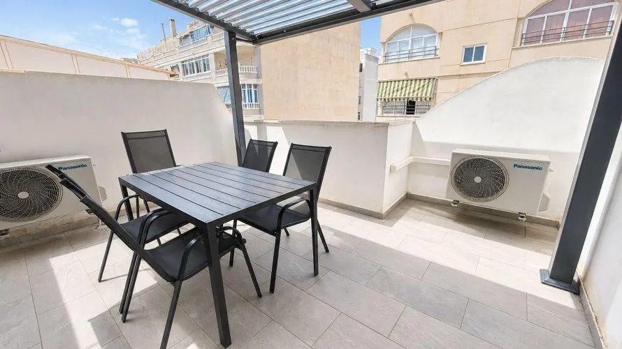 2 bedrooms penthouse for sale, Torrevieja, Spain No. 642 № 24