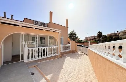 2 bedrooms house for sale, Torrevieja, Spain No. 634