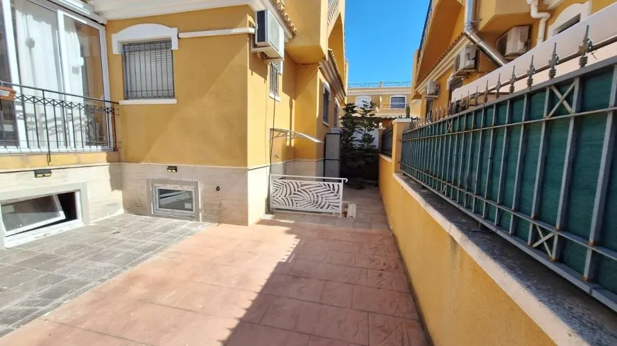 83m² duplex for sale, Torrevieja, Spain No. 692 № 25