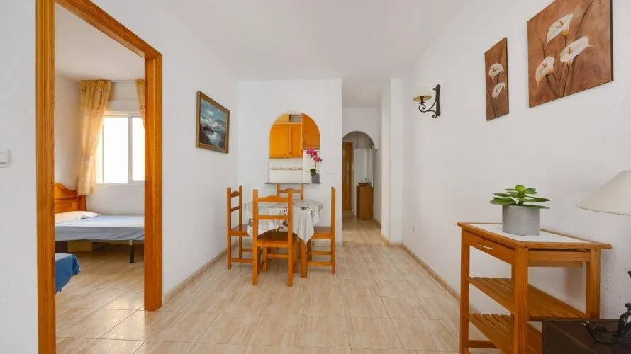 1 bedroom apartment for sale, Torrevieja, Spain No. 632 № 24