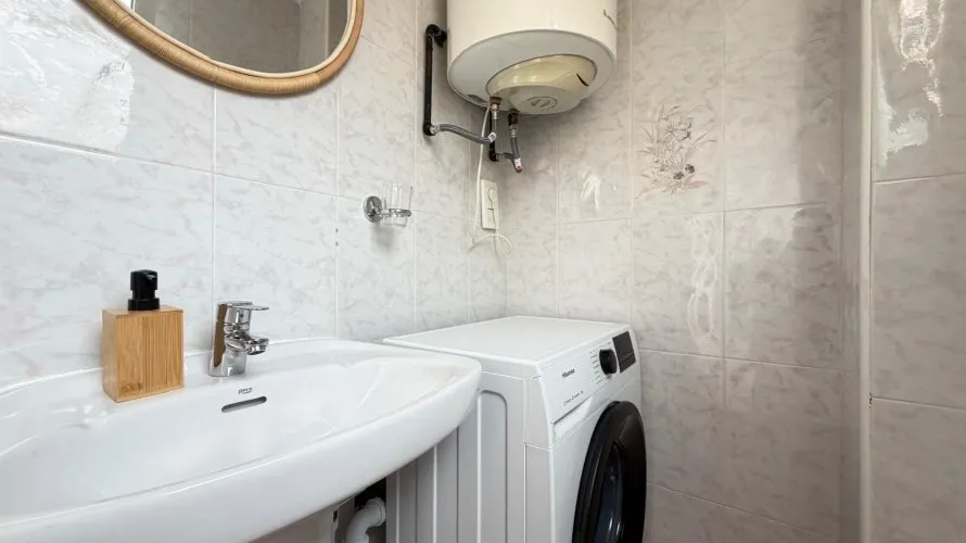 2 bedrooms apartment for sale, Torrevieja, Spain No. 699 № 8