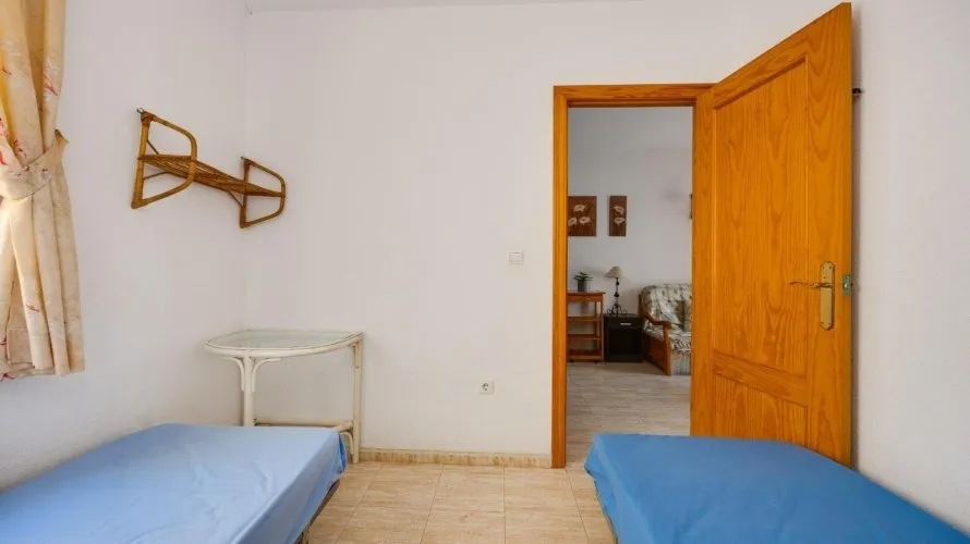 1 bedroom apartment for sale, Torrevieja, Spain No. 632 № 14