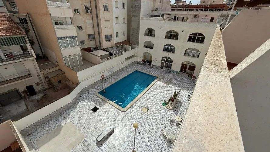 2 bedrooms penthouse for sale, Torrevieja, Spain No. 642 № 27