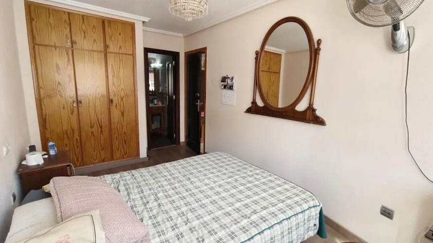 3 bedrooms apartment for sale, Torrevieja, Spain No. 732 № 14