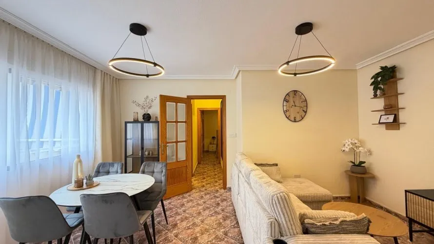 2 bedrooms apartment for sale, Torrevieja, Spain No. 699 № 17