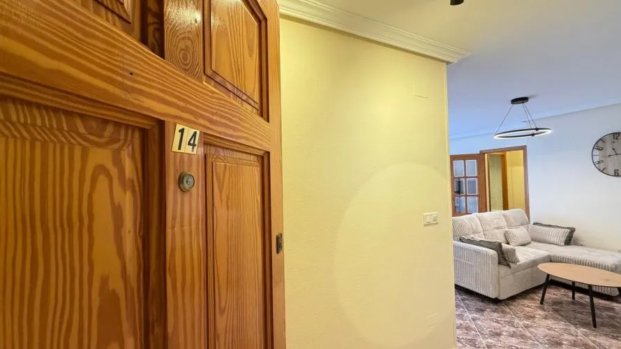 2 bedrooms apartment for sale, Torrevieja, Spain No. 699 № 28