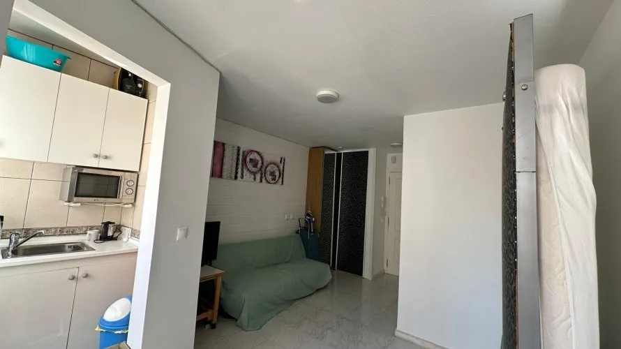 26m² apartment for sale, Torrevieja, Spain No. 630 № 11