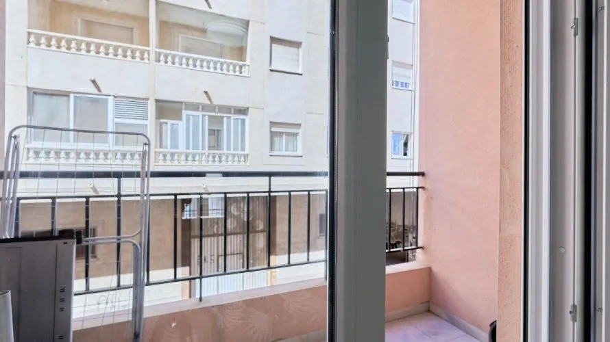 1 bedroom apartment for sale, Torrevieja, Spain No. 712 № 6