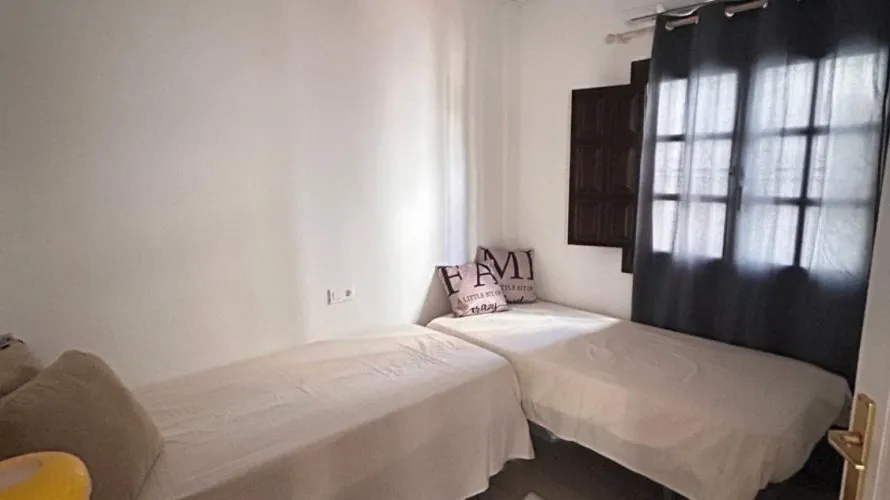 2 bedrooms bungalow for sale, Torrevieja, Spain No. 643 № 26