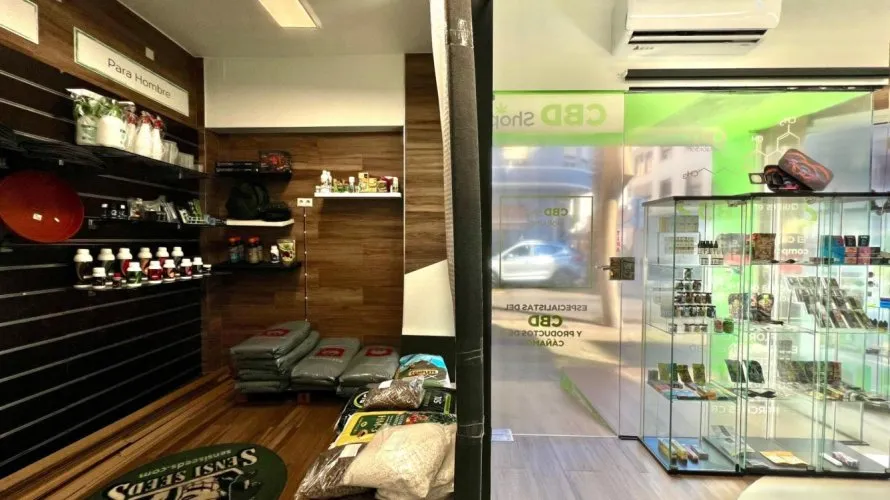 45m² commercial property for sale, Torrevieja, Spain No. 727 № 4