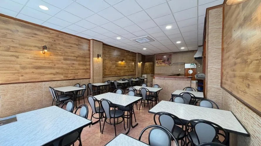 98m² commercial property for sale, Torrevieja, Spain No. 694 № 23